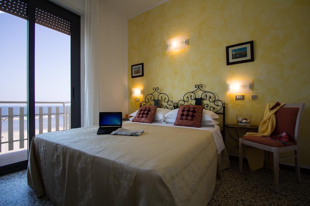 Hotel Villa Sole Resort เบลลาเรีย-อีเจอา มารีนา ห้อง รูปภาพ