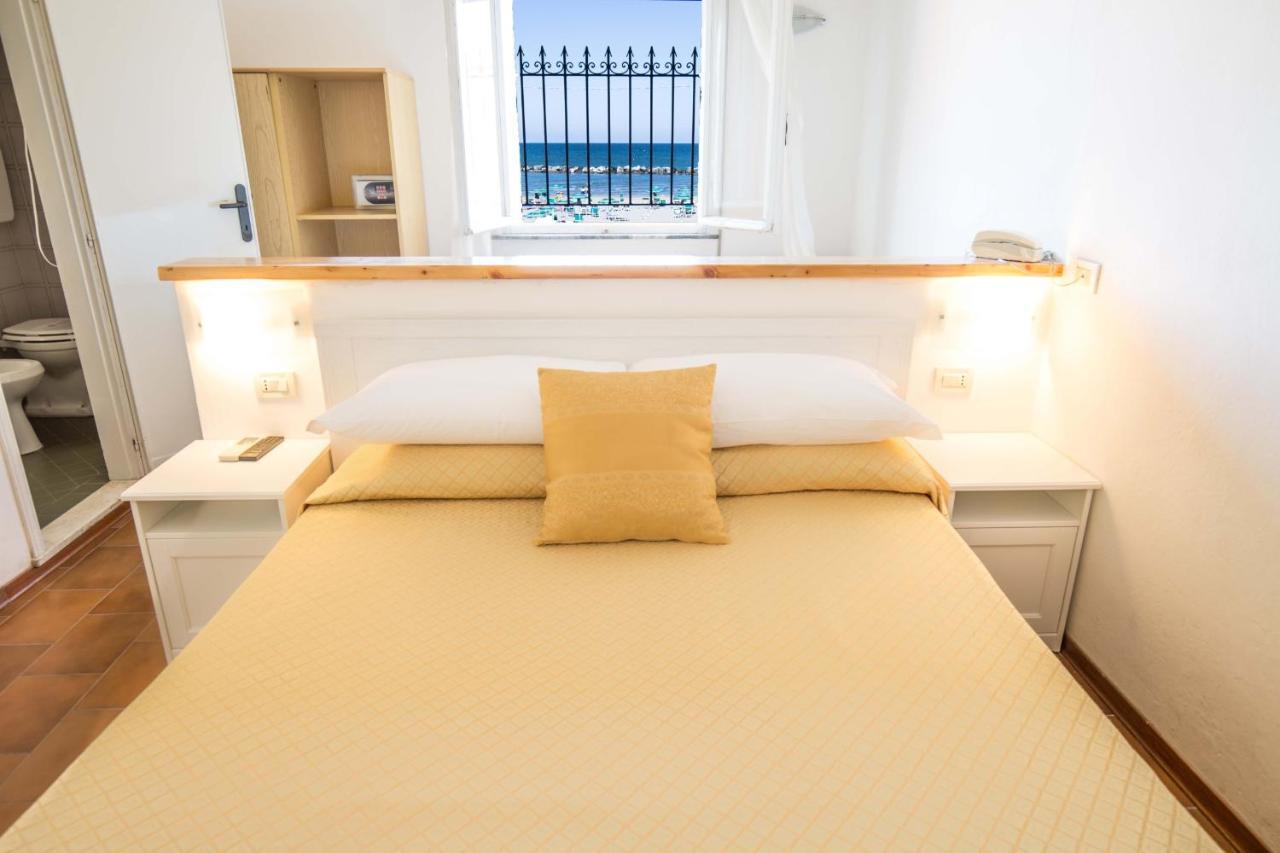 Hotel Villa Sole Resort เบลลาเรีย-อีเจอา มารีนา ภายนอก รูปภาพ